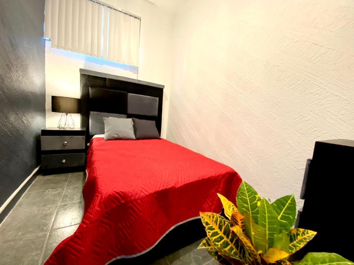 Roomies Hostel Reforma-El Angel Mexico By Eksteriør billede